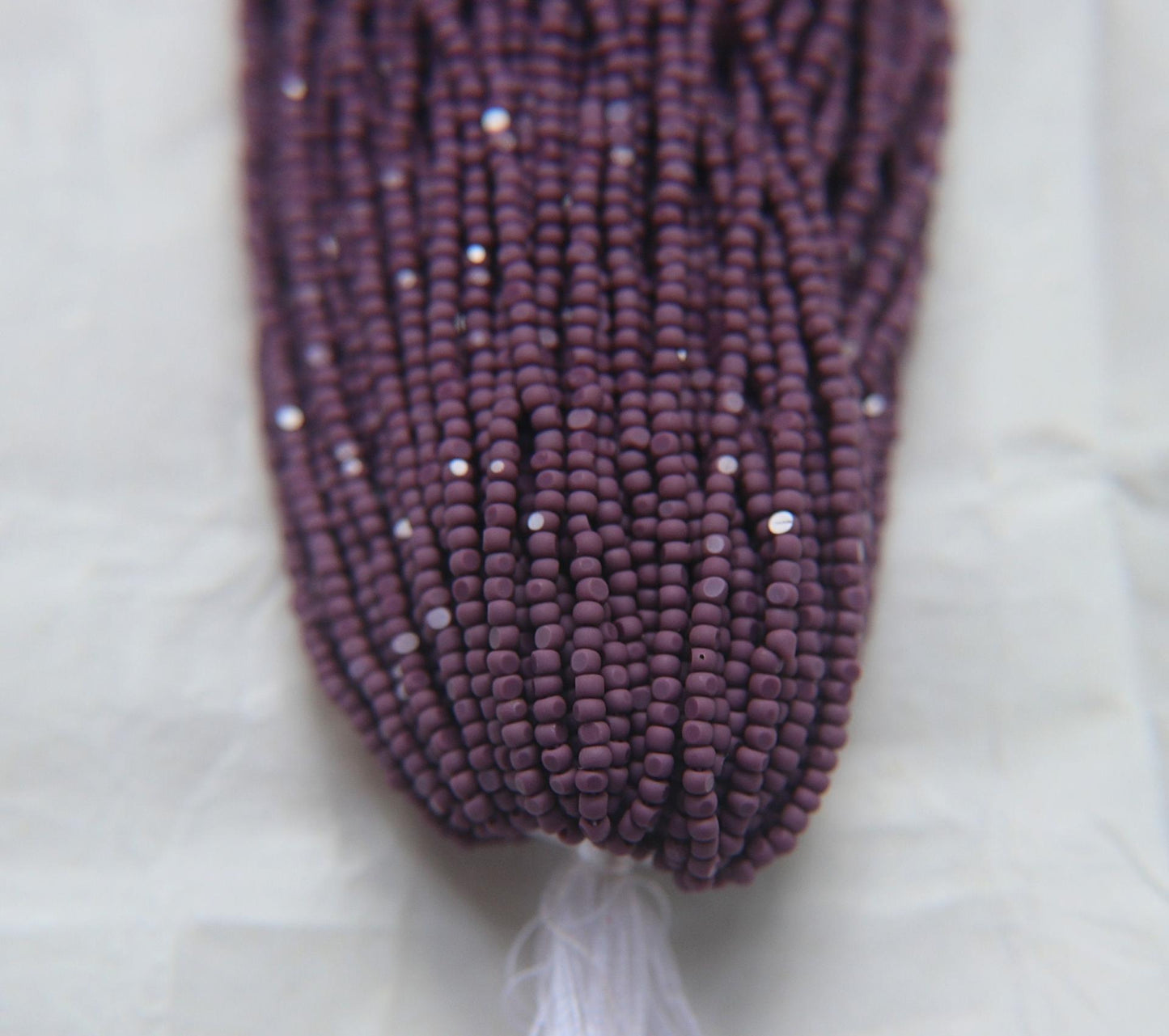 Sheen Charlotte - Op. Matte Amethyst 11/0 - 1 Hank