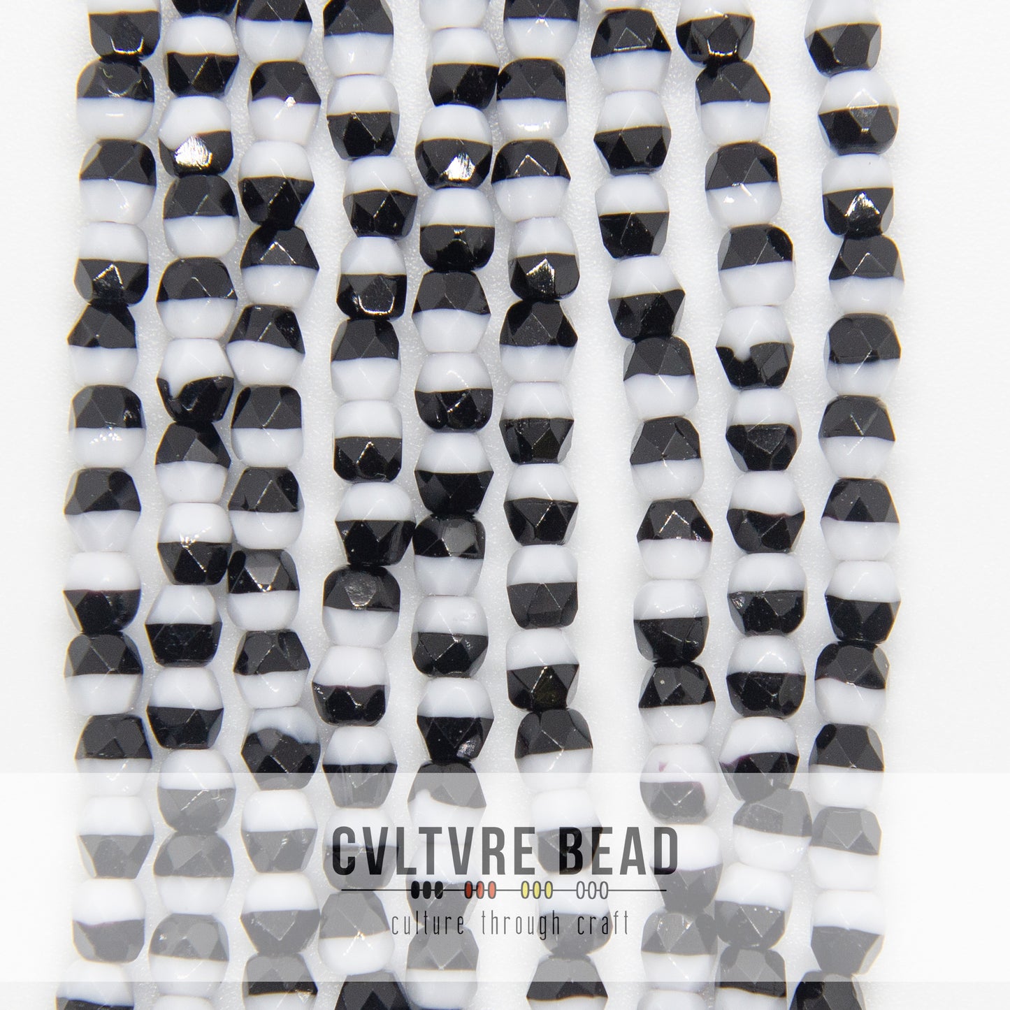 Duet Op. Black/White - Czech Fire polished Beads - 4mm