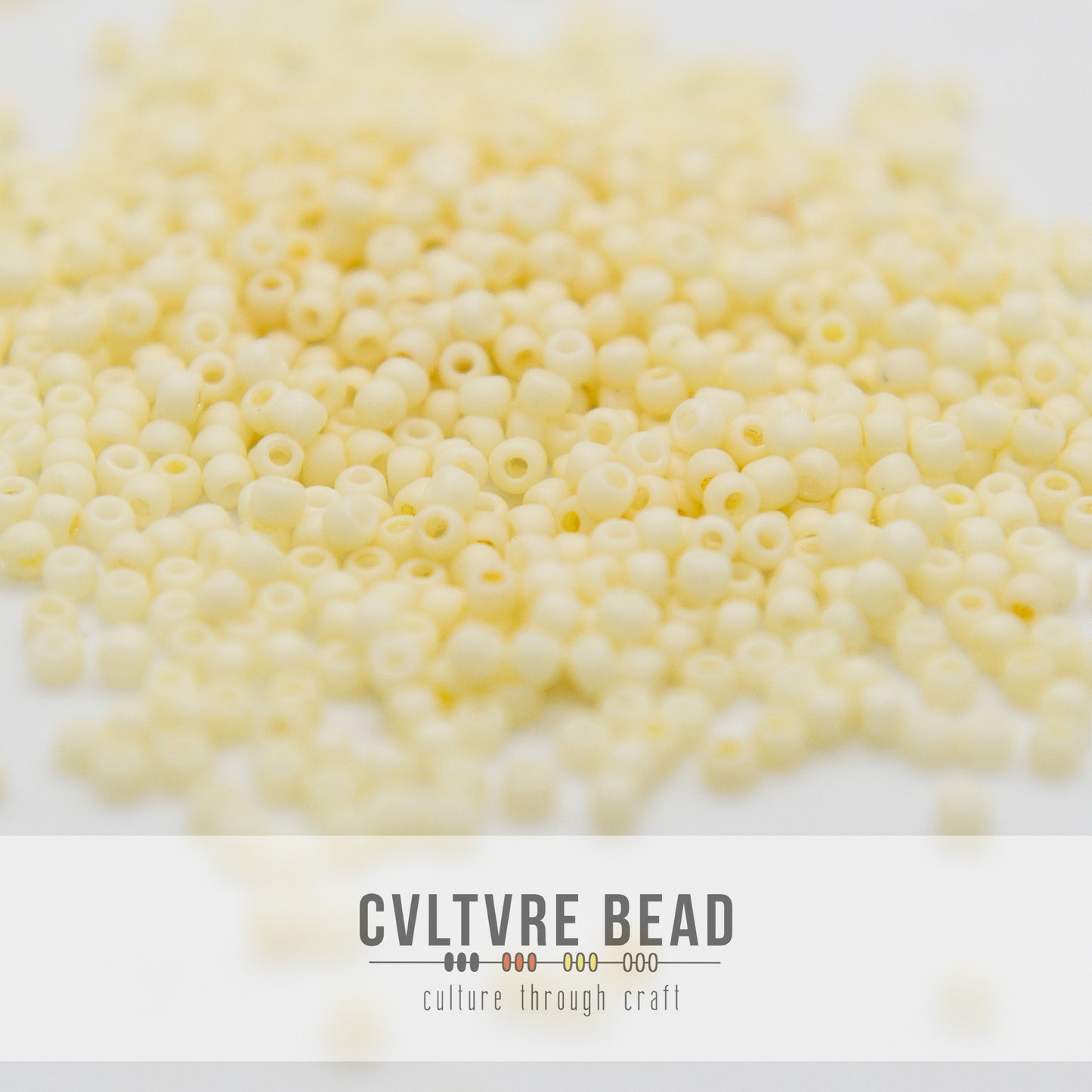 Toho SB 11/0 - Opaque Pastel Fr Eggshell