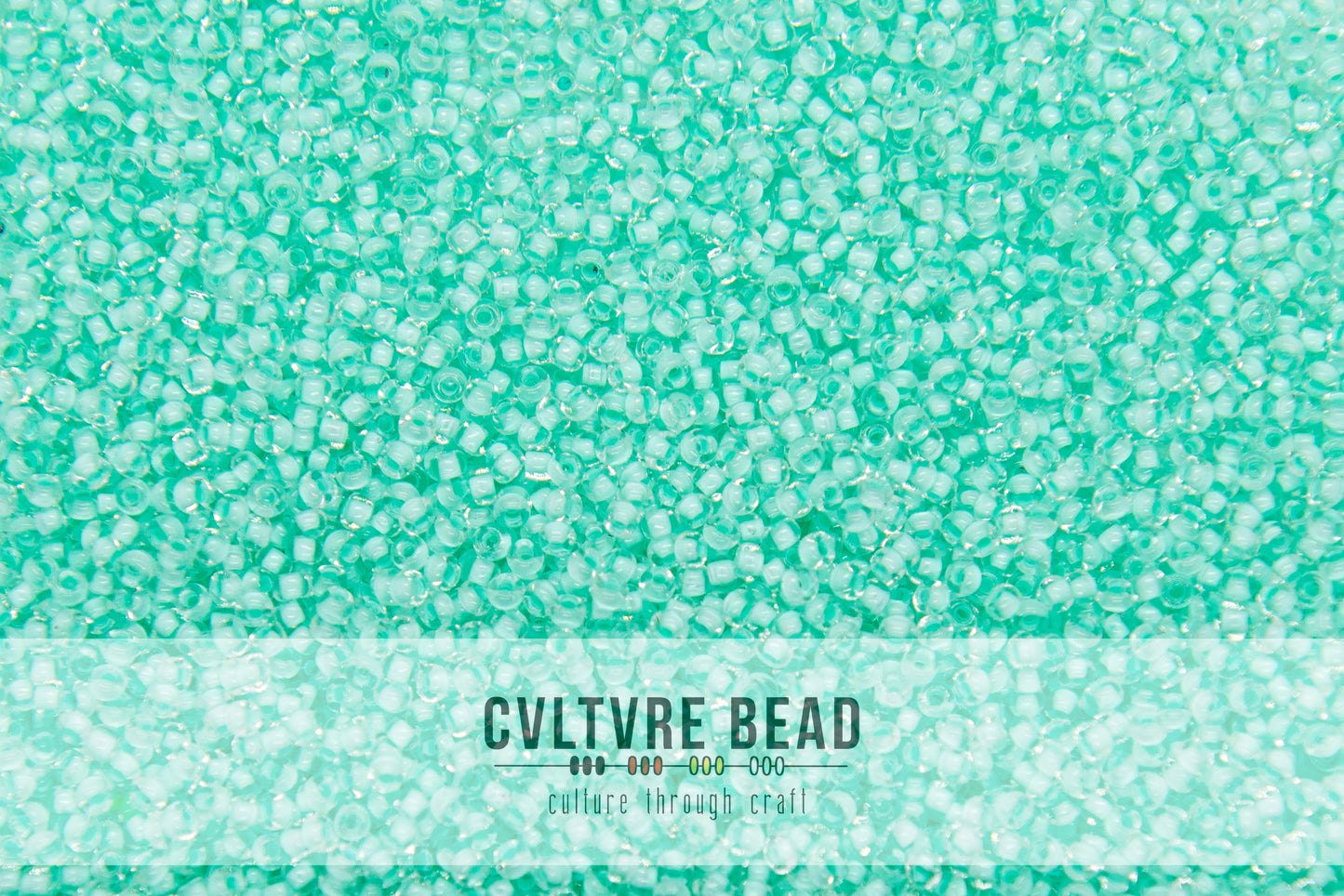 Czech Seedbead 10/0 Colour Lined Light Mint Terra - 20g