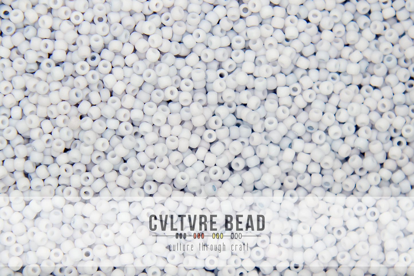 Toho SB 11/0 - Opaque Pastel Fr Lt Gray