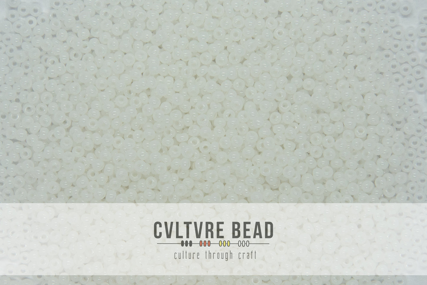 Czech Seedbead 11/0 Alabaster - 18g hank