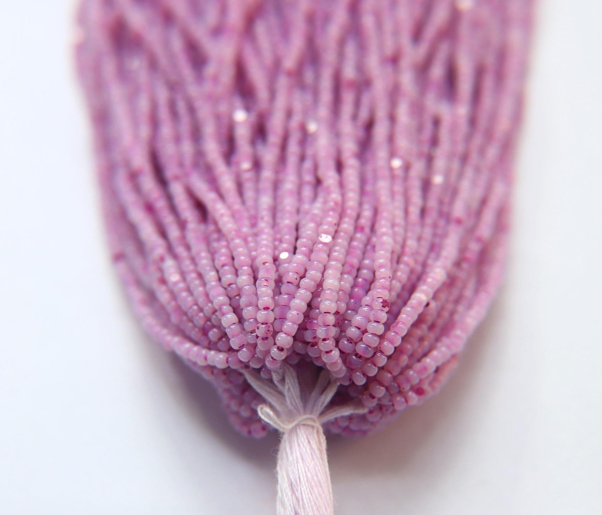 Sheen Charlotte - Opal Neon Orchid 11/0 - 1 Hank