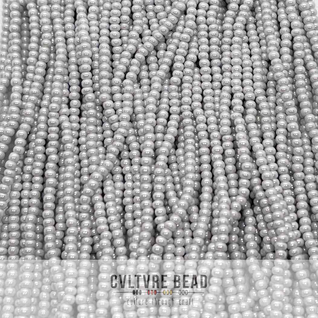 Czech Seed Bead 11/0 Ice Op. Matt Pearl - 1 Hank